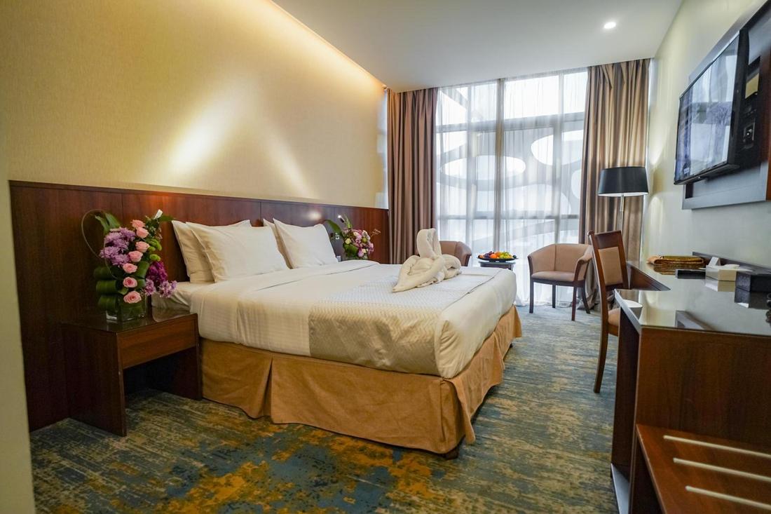 Emaar Elite Hotel, photo 2 of 5
